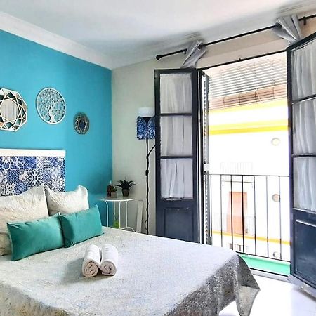 Budget And Cute Rooms With Balcony Sevilla Center 外观 照片