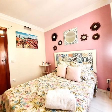 Budget And Cute Rooms With Balcony Sevilla Center 外观 照片