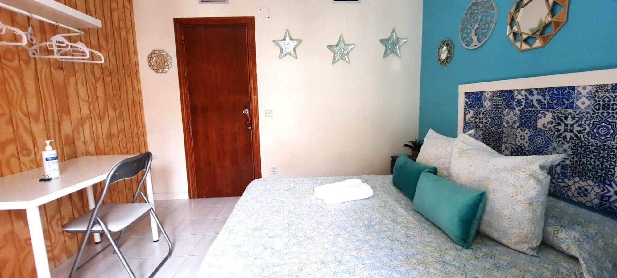 Budget And Cute Rooms With Balcony Sevilla Center 外观 照片