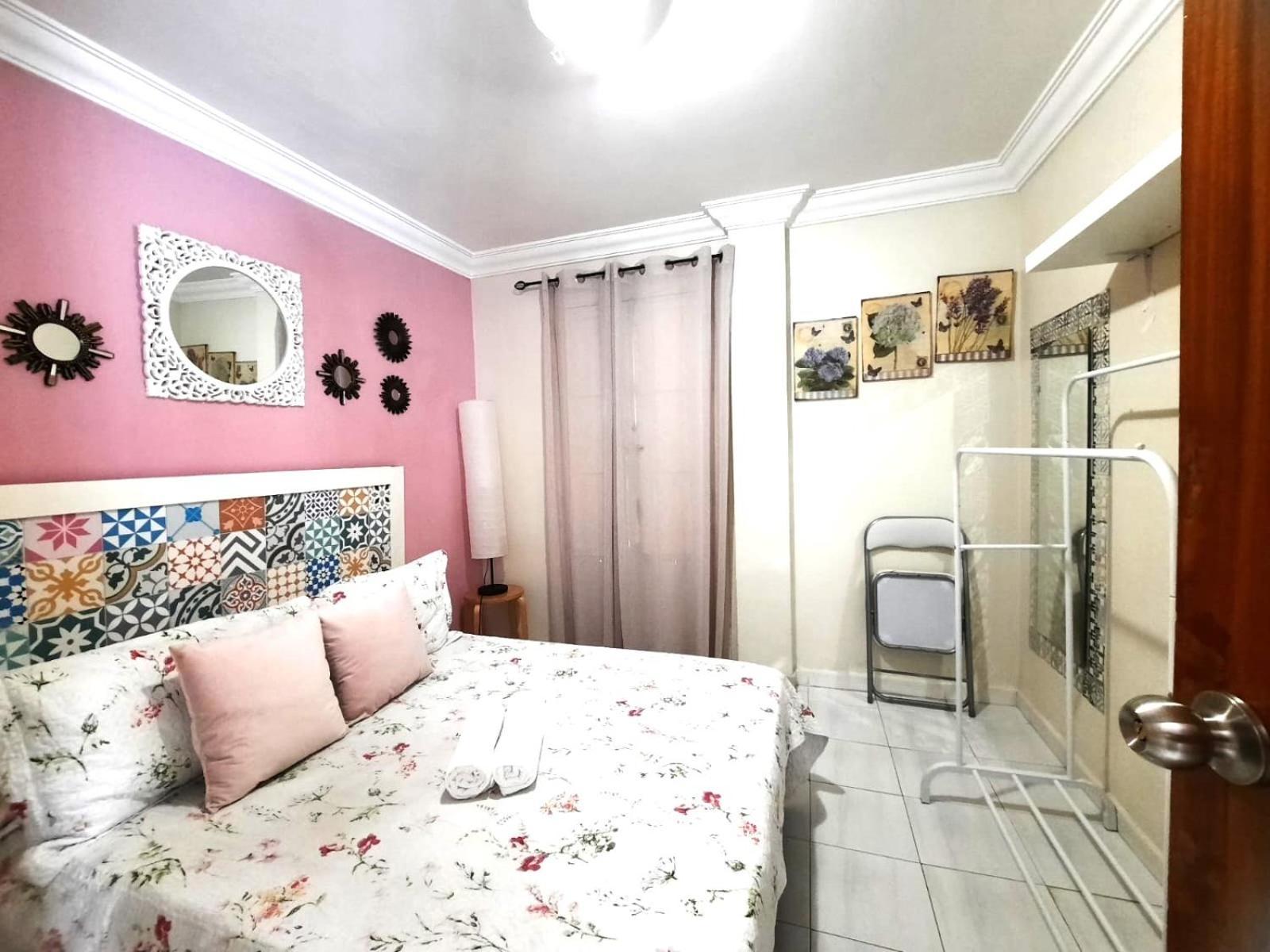 Budget And Cute Rooms With Balcony Sevilla Center 外观 照片